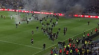 | Photo: Screenshot/Twitter : Nantes supporters invade the pitch during the French Ligue 1 match against Toulouse on May 17, 2026.