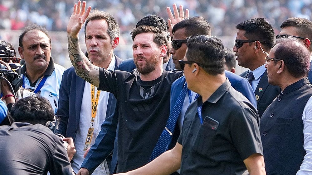 Argentine footballer Lionel Messi during an event as part of his 'G.O.A.T. India Tour 2025', at Vivekananda Yuba Bharati Krirangan (VYBK), in Kolkata. - Photo: PTI/Swapan Mahapatra