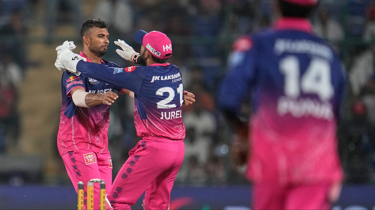 Rajasthan Royals' Dasun Shanaka, left, celebrates with teammates the wicket of Delhi Capitals' KL Rahul during the Indian Premier League cricket match between Delhi Capitals and Rajasthan Royals in New Delhi, India, Sunday, May 17, 2026. - | Photo: AP/Manish Swarup