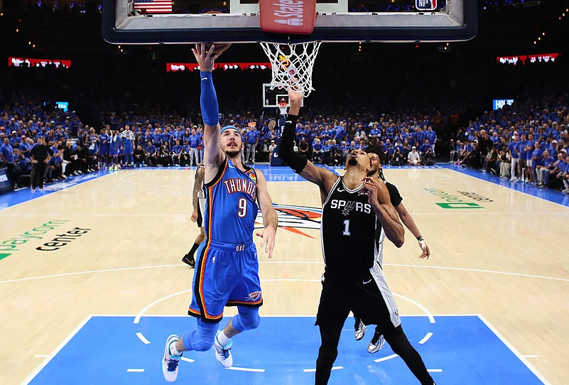 Spurs-Vs-Thunder-NBA-2026-Western-Conference-Finals-Alex Caruso