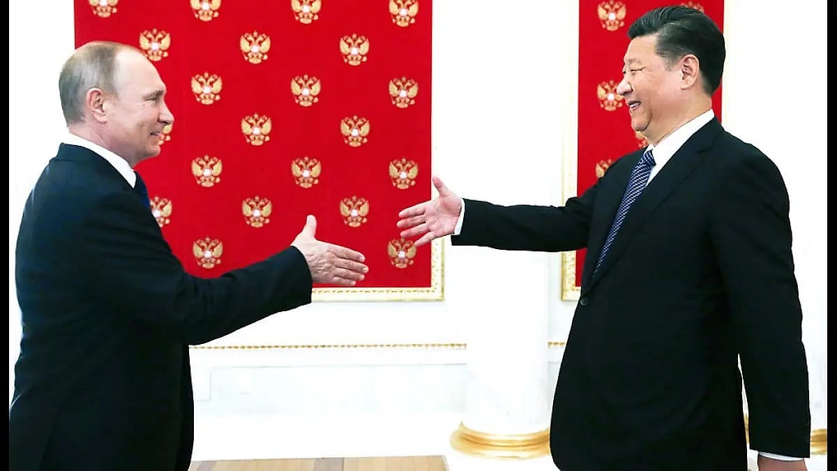 Russian President Vladimir Putin and Chinese President Xi Jinping  - null