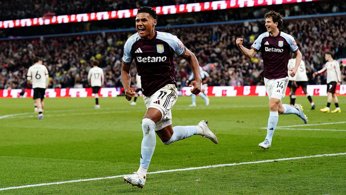 Aston Villa's Ollie Watkins celebrates scoring their side's third goal during the English Premier League soccer match between Aston Villa and Liverpool in Birmingham, England, Friday, May 15, 2026.  - | Photo: AP/Jacob King