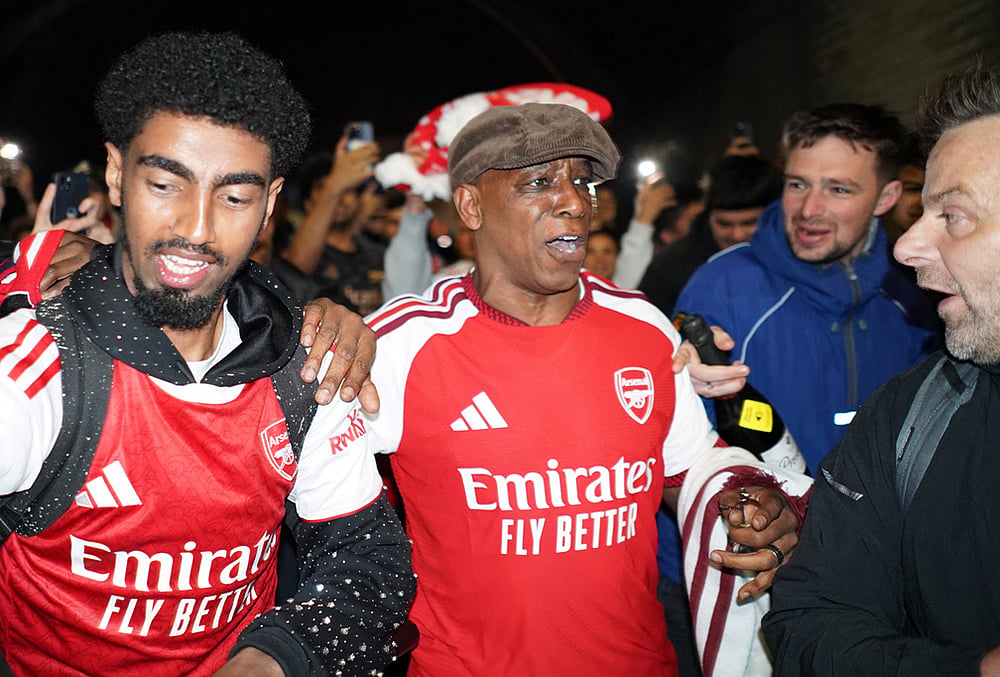 Arsenal end 22-year title drought