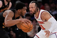 | Photo: AP/Seth Wenig : New York Knicks' Jalen Brunson, right, covers Cleveland Cavaliers' Donovan Mitchell, left, during the second half of Game 1 in the Eastern Conference finals NBA basketball playoffs series in New York. 