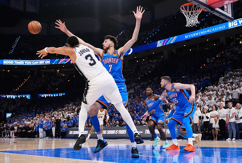San Antonio Spurs Vs Oklahoma City Thunder NBA Playoffs-Keldon Johnson