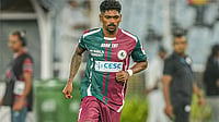 Mohun Bagan Vs SC Delhi LIVE Score, ISL 2025-26: Mariners Strive To Defend Title mohunbagansg/X : Liston Colaco in action during Mohun Bagan Super Giant vs East Bengal ISL 2025-26 match at Salt Lake Stadium.