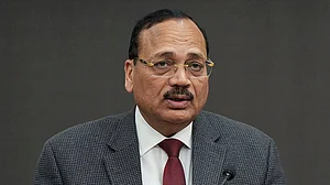 | Photo: PTI/Manvender Vashist Lav : Have Asked all HCs to Conduct Online Hearings: CJI Surya Kant