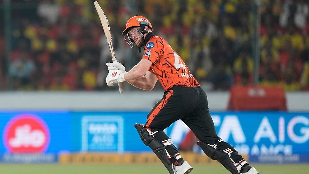 SRH Vs RCB Live Score, IPL 2026: Heinrich Klaasen Destroys Josh Hazlewood In Massive 27-Run Over | Hyderabad 156/2 (13) - | Photo: AP/Mahesh Kumar A.