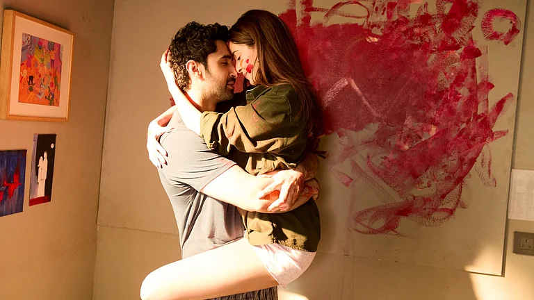 Chand Mera Dil X review out - X