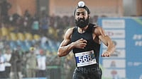 Gurindervir Singh Seizes 100m National Record From Animesh Kujur In Thrilling Race - Watch X/Athletics Federation of India : Gurindervir Singh in action during the men's 100m final race at the National Senior Federation Competition in Ranchi.
