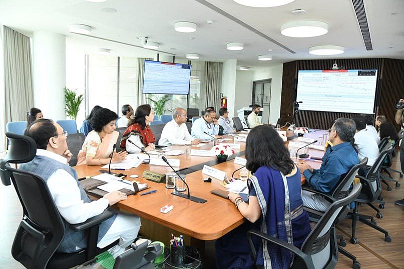 Union Health Minister JP Nadda attending a meeting in WB - null