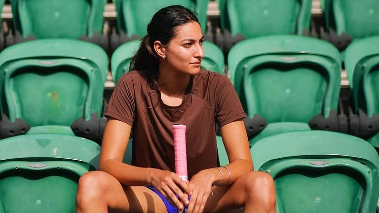 Vedika Anand is a former tennis player and now a sports broadcaster working at the French Open as a panelist and commentator. - Instagram/@fit.with.ved