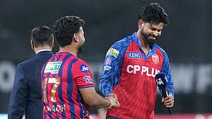 | Photo: PTI/Atul Yadav : Lucknow Super Giants' captain Rishabh Pant, left, and Punjab Kings' captain Shreyas Iyer during the toss before an Indian Premier League (IPL) 2026 T20 cricket match between Lucknow Super Giants and Punjab Kings, in Lucknow, Uttar Pradesh.