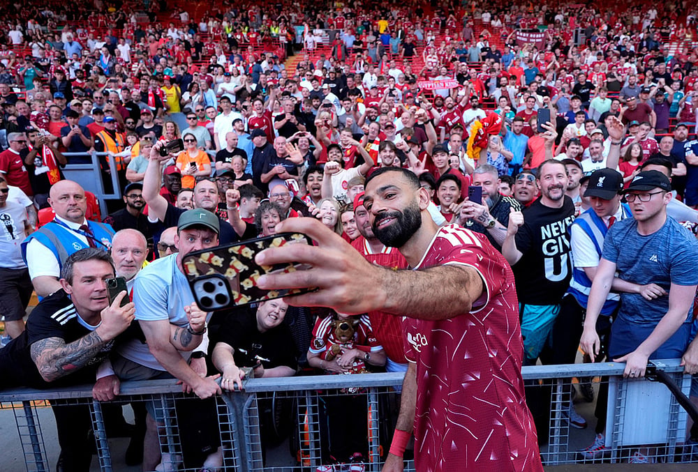 Liverpool vs Brentford EPL 2026 Salah and Robertson farewell-
