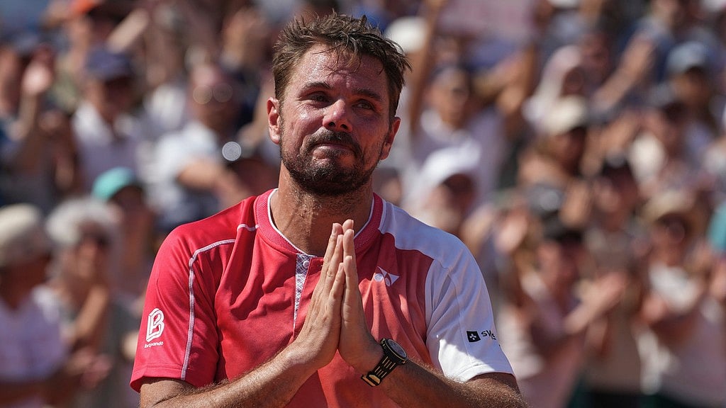 Stan Wawrinka of Switzerland reacts after the first round men's singles tennis match against Jesper De Jong of the Netherlands at the French Open tennis tournament in Paris. - Photo: AP/Thibault Camus