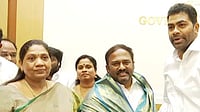 PTI : AIADMK chief Edappadi K Palaniswami’s camp petitions the Tamil Nadu Assembly Speaker not to accept the resignation of three MLAs who joined TVK