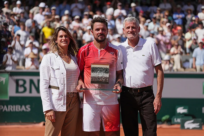 French Open Tennis: Jesper De Jong vs Stan Wawrinka