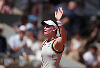 Elena Rybakina Vs Veronika Erjavec, French Open: Second Seed Eases Into Roland Garros Second Round | Photo: AP/Thibault Camus : Elena Rybakina of Kazakhstan celebrates winning against Veronika Erjavec of Slovenia during their first round women's singles tennis match at the French Open tennis tournament in Paris.
