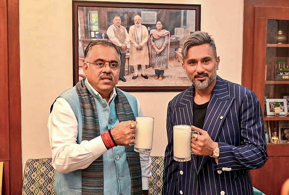 Tarun Chugh meets Honey Singh