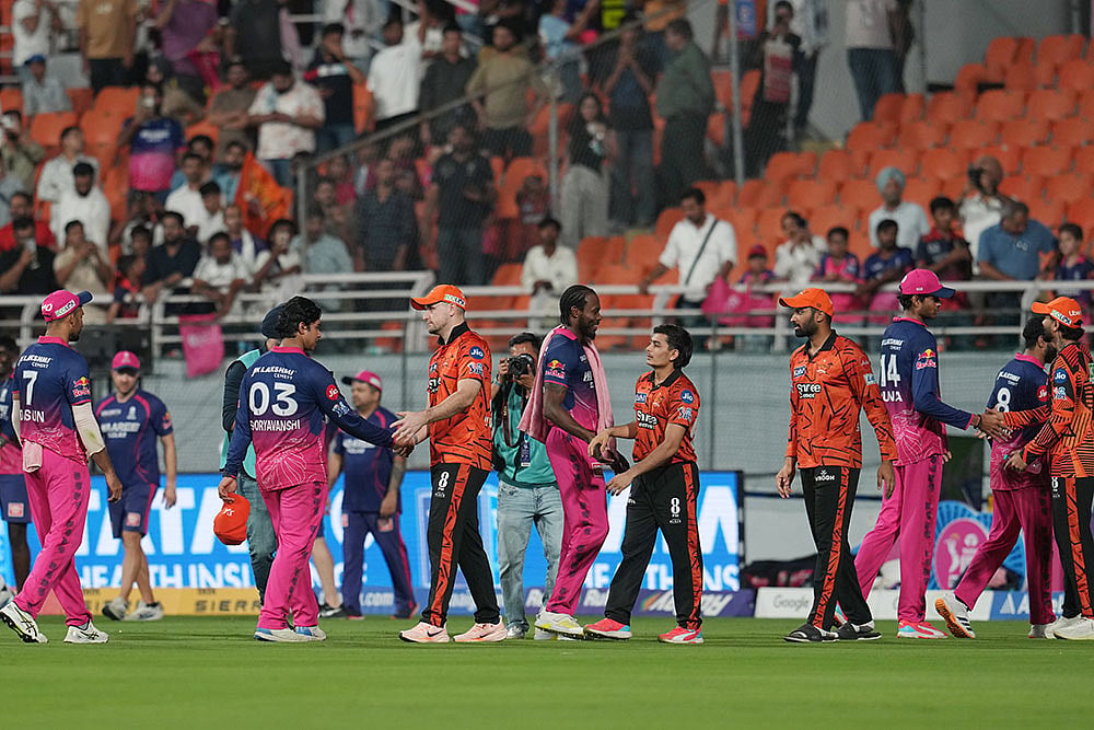 Rajasthan Royals' players are congratulated by Sunrisers Hyderabad's players after winning the Indian Premier League (IPL) 2026 Eliminator T20 cricket match, in New Chandigarh. - | Photo: PTI/Arun Sharma