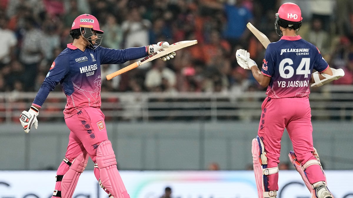Rajasthan Royals’ Vaibhav Sooryavanshi, left, celebrates his fifty runs as Yashasvi Jaiswal looks on during the Indian Premier League cricket match between Rajasthan Royals and Sunrisers Hyderabad in New Chandigarh, India, Wednesday, May 27, 2026. - | Photo: AP/Ashwini Bhatia