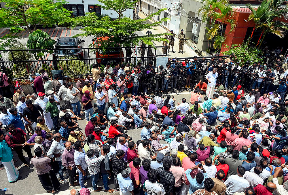 LDF workers protest as ED raids Vijayans residence