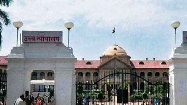 Running Hookah Bar no Fundamental Right: Allahabad HC - null