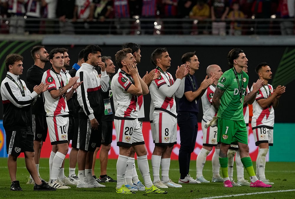 Crystal Palace vs Rayo Vallecano Germany Conference League Final Soccer-