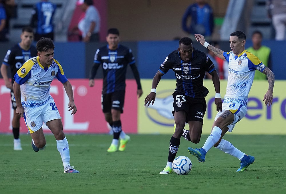 Angel Di Maria of Argentinas Rosario Central