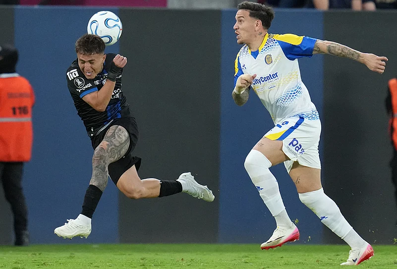 Independiente del Valle vs Rosario Central Copa Libertadores 2026 highlights-Layan Loor