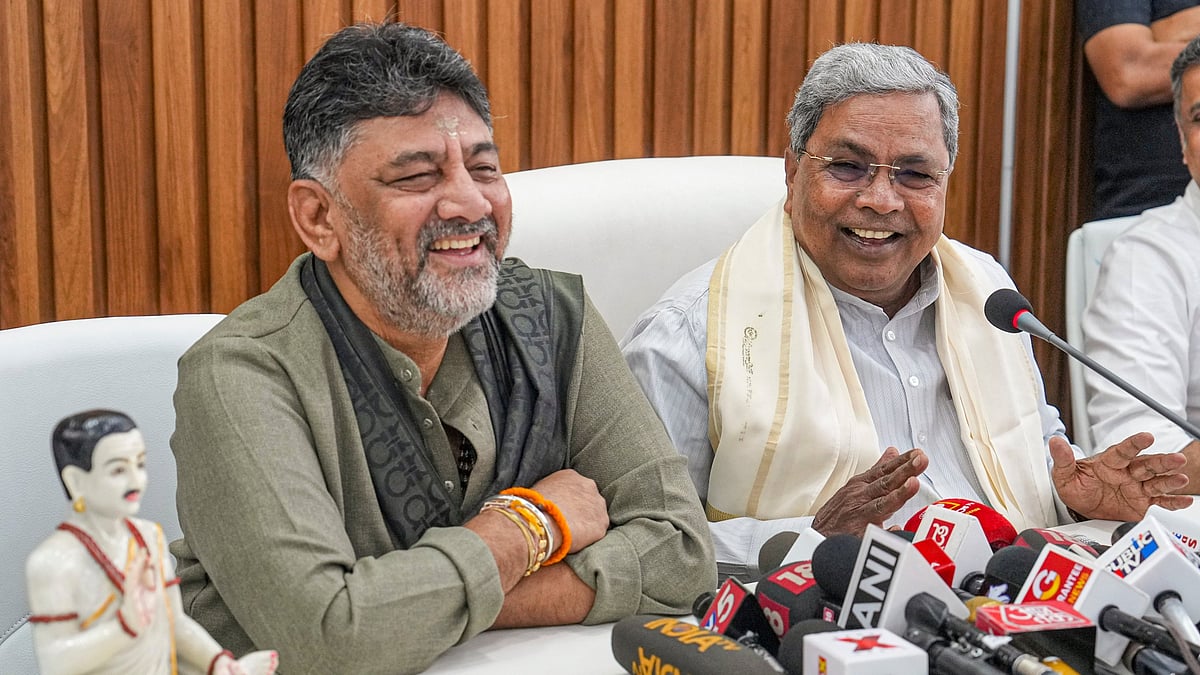 Congress Continues Talks Over Karnataka Govt Formation As DKS Set To Take Over - PTI/Shailendra Bhojak