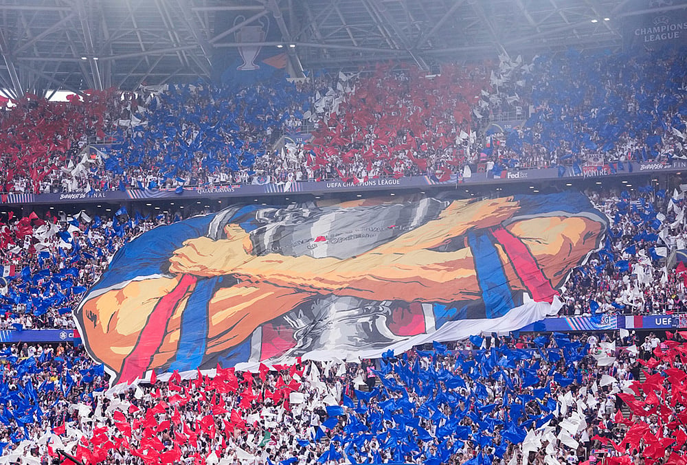 PSG vs Arsenal UEFA Champions League final Puskás Aréna photos-