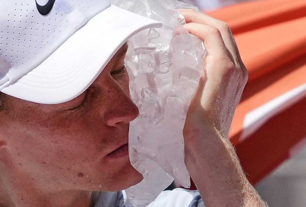 French Open Heat Wave Scorching Temperatures at Roland Garros – Jannik Sinner