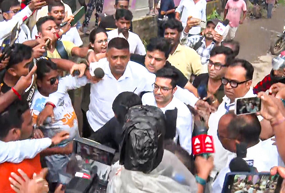 Eggs, Shoes Hurled At Abhishek Banerjee During Visit To Post-Poll Violence Victims in Bengal - | Photo: PTI 