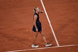 | Photo: AP/Christophe Ena : Anastasia Potapova of Austria celebrates winning the third round women's singles tennis match against Coco Gauff of the U.S. at the French Open tennis tournament in Paris.