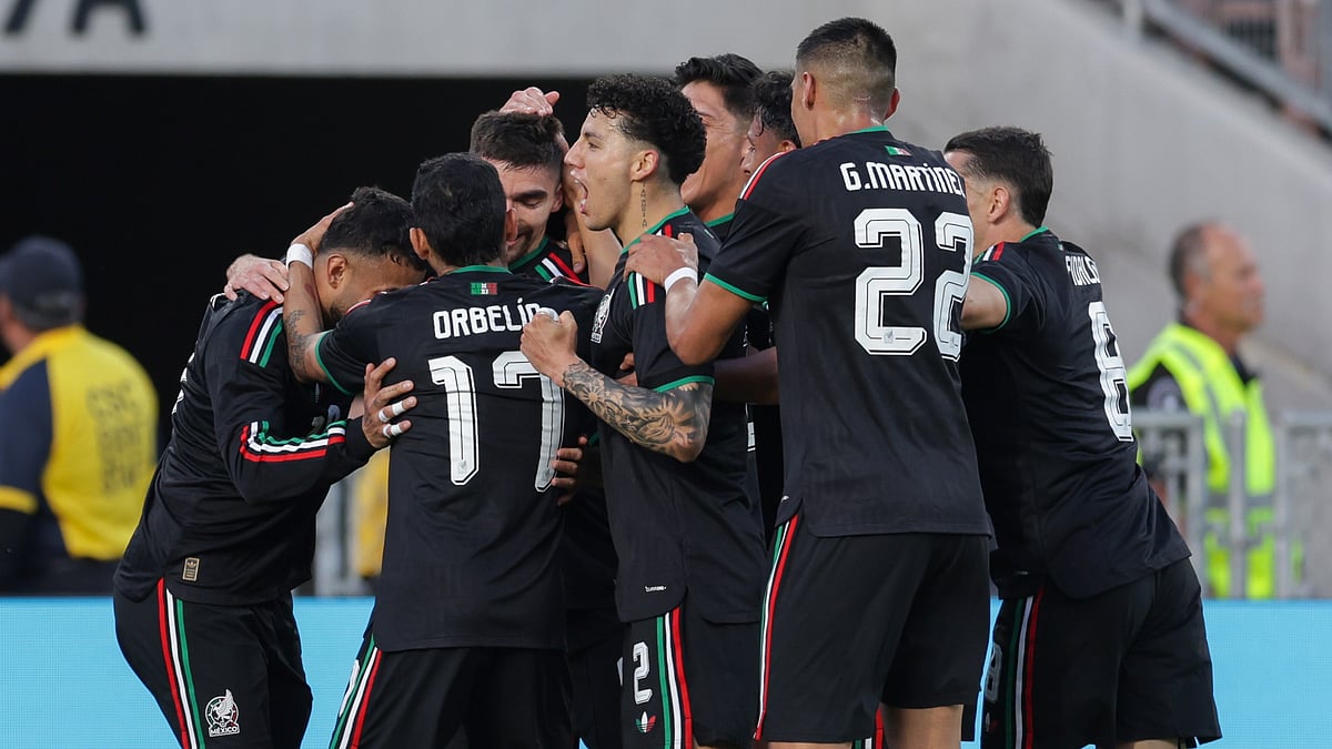 Johan Vasquez's header puts Mexico 1-0 ahead against Australia in an International Friendly match at the Rose Bowl Pasadena, California on Saturday, May 30. - X/Mexican National Team