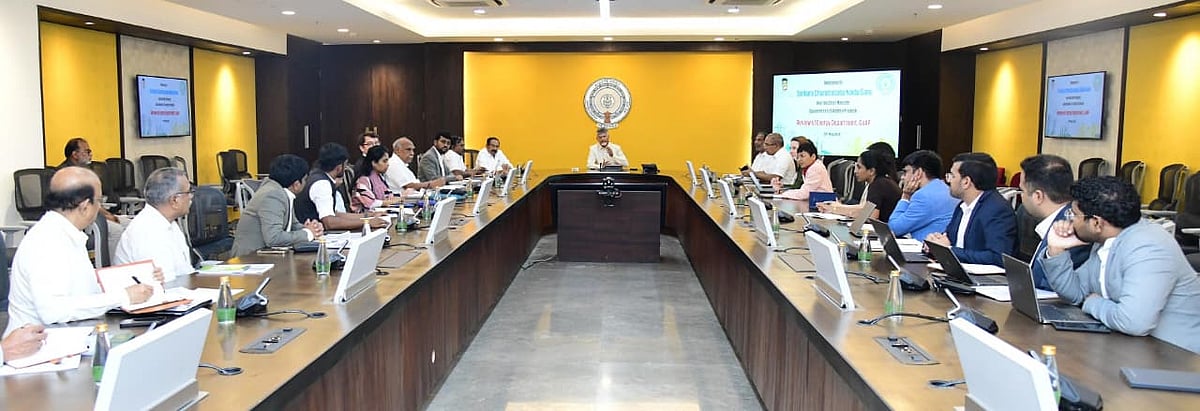 Chief Minister N. Chandrababu Naidu in a meeting