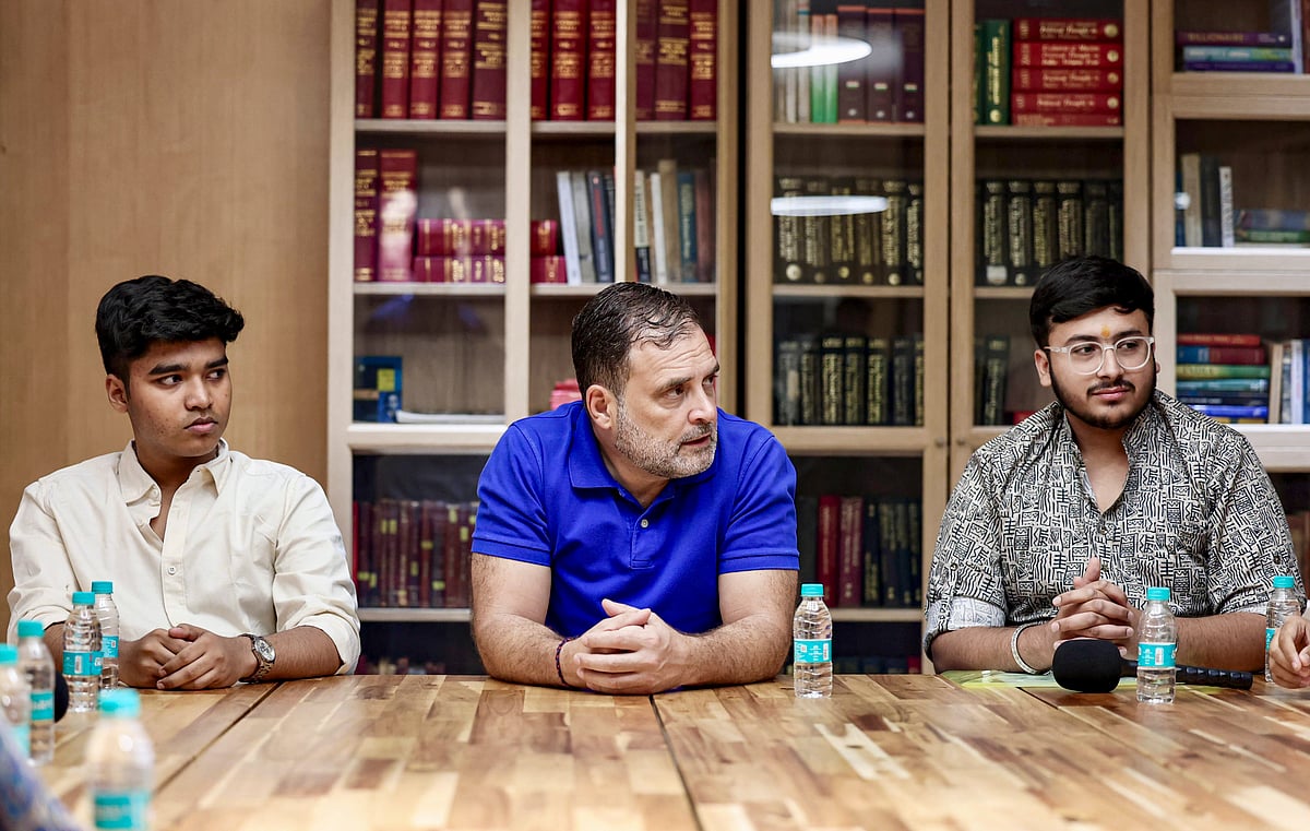 RaGa meets CBSE board students - null