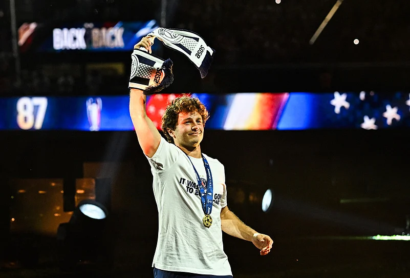 PSG UEFA Champions League 2025-26 Trophy Parade Paris in Pics-João Neves