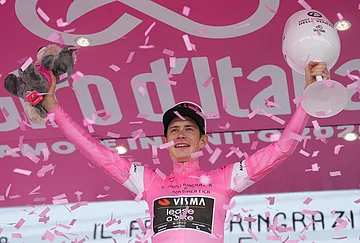 | Photo: Simone Spada/LaPresse via AP : Denmark's Jonas Vingegaard Hansen of Team Visma | Lease A Bike wins the 20th stage of the Giro d'Italia cycling race from Gemona del Friuli to Piancavallo, Italy.