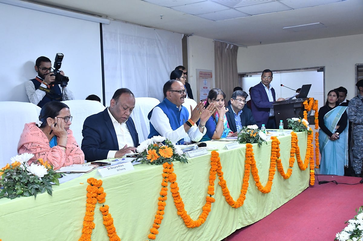 UP Govt Appoints 1991-Batch IPS Rajeev Krishna - null