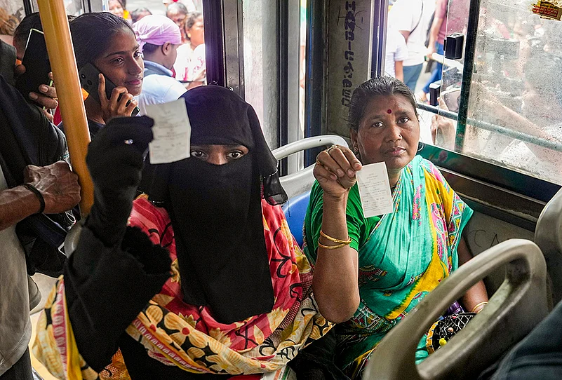 Free bus travel scheme for women in Kolkata