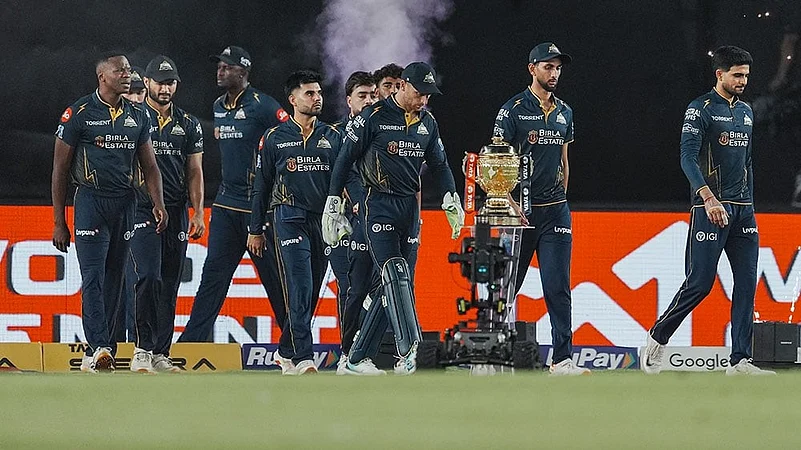 IPL 2026: Gujarat Titans Escape Major Mishap As Team Bus Suffers Short Circuit Post