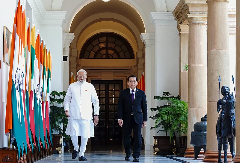 India-Myanmar meeting
