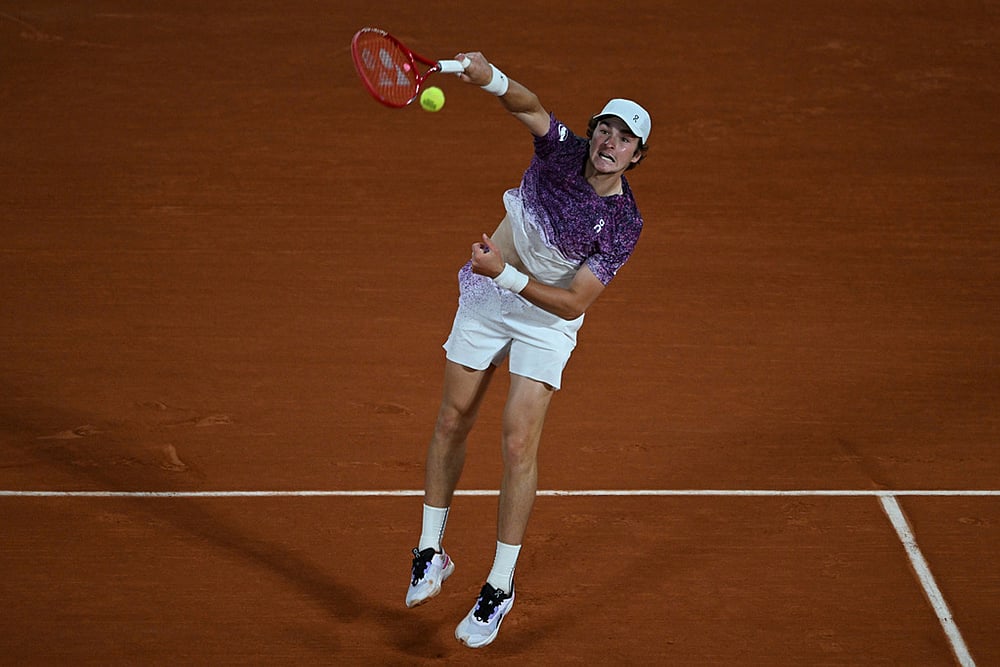 French Open Tennis Tournament: Joao Fonseca vs Jakub Mensik