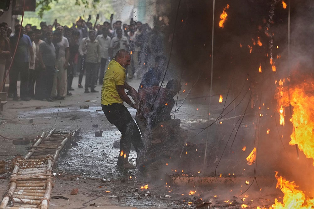 Malviya Nagar Hotel Fire