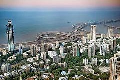 | Photo: Shutterstock : Bird’s-Eye View: An aerial view of Mumbai’s Coastal Road