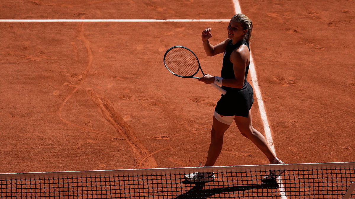 Poland's Maja Chwalinska reacts during the fourth-round tennis match against France's Diane Parry at the French Open in Paris, Monday, June 1, 2026. - (AP Photo/Christophe Ena)