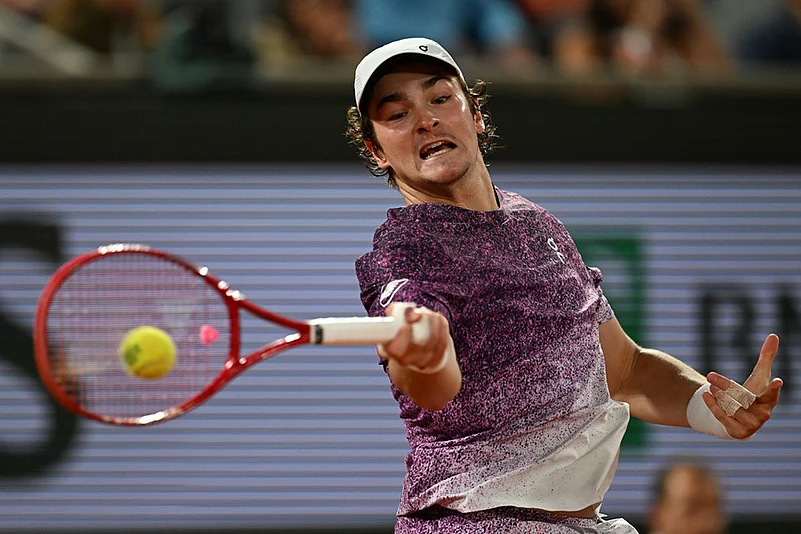 French Open Tennis: Joao Fonseca vs Jakub Mensik
