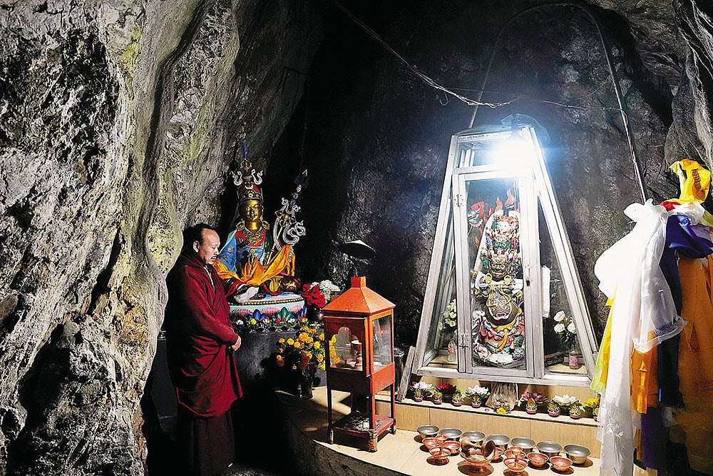 Inside the Rahuney Bhauda cave